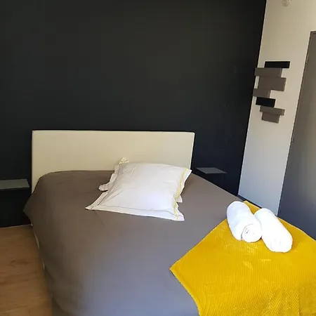 Au Detour De شقة فندقية غورني-أون-براي