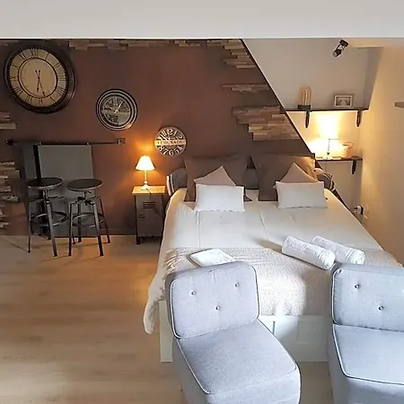 Au Detour De 3*