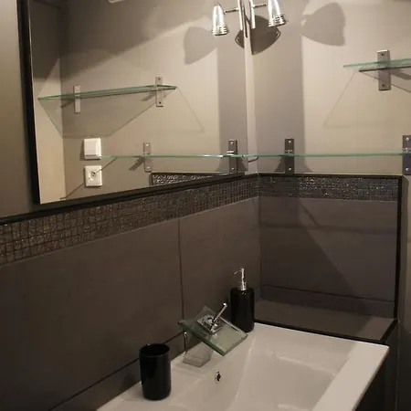 Au Detour De شقة فندقية غورني-أون-براي